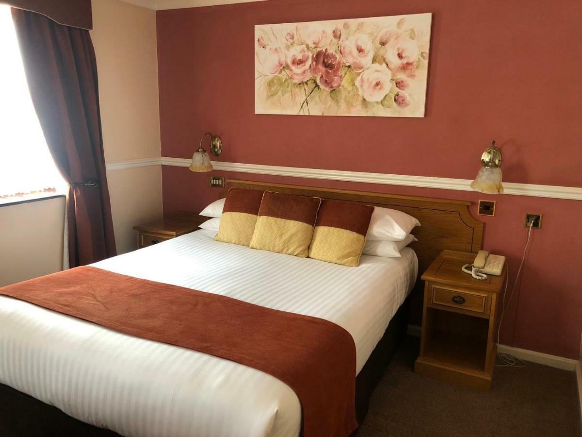 Beaufort Park Hotel