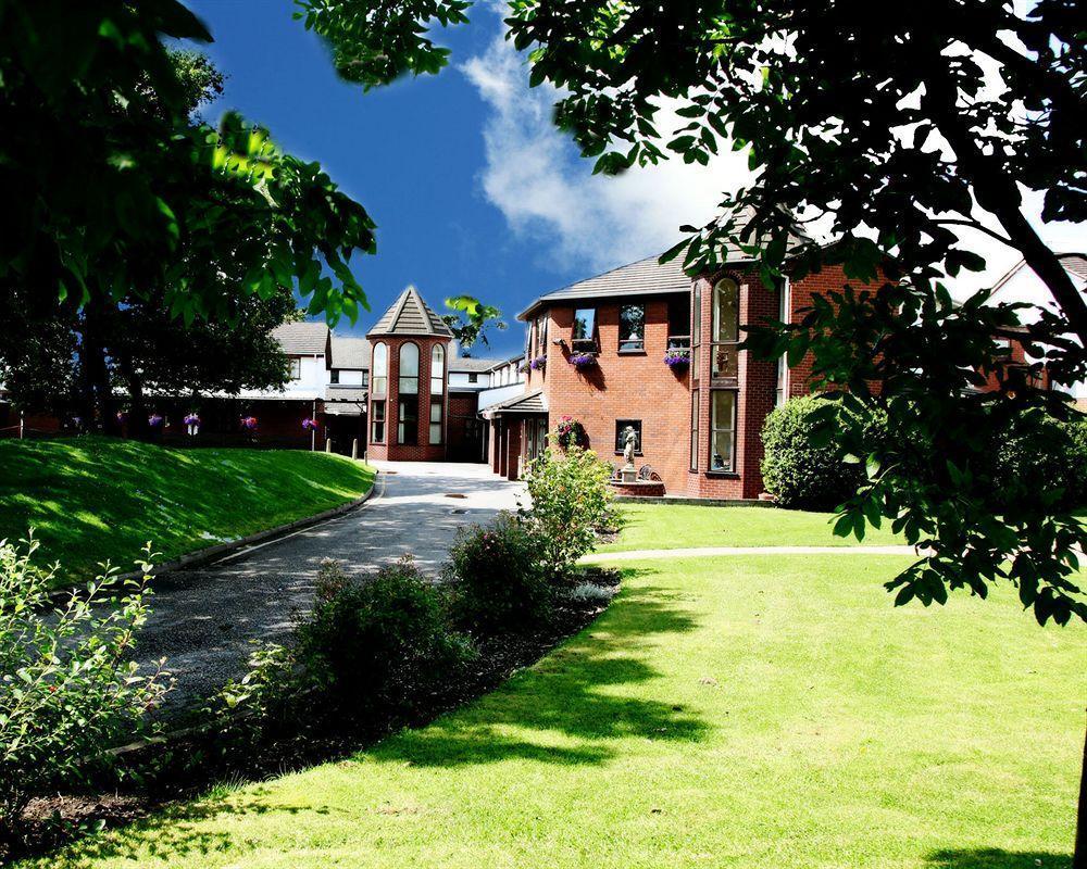 Beaufort Park Hotel Mold